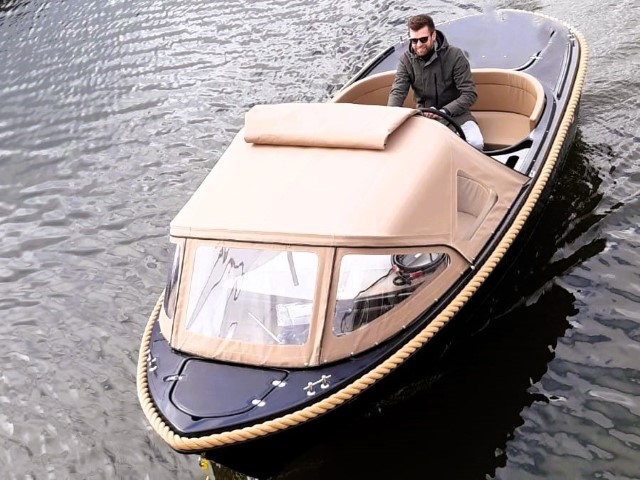 Corsiva 570 varen